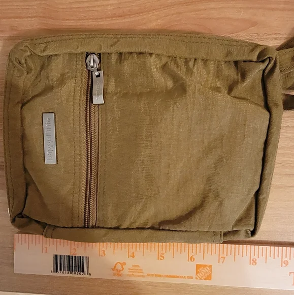 Small Baggallini Crossbody Convertible Bag, Green - Picture 4 of 5